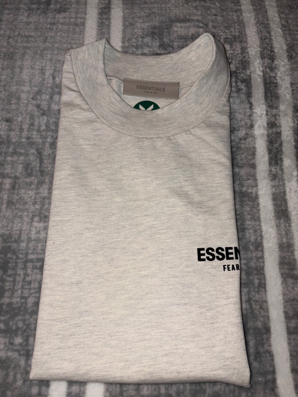 Fear of God Essentials Light Gray Short Sleeve Logo Tee Size Medium